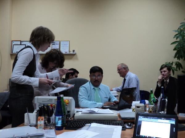 Доказывать правоту можно только на английском ...